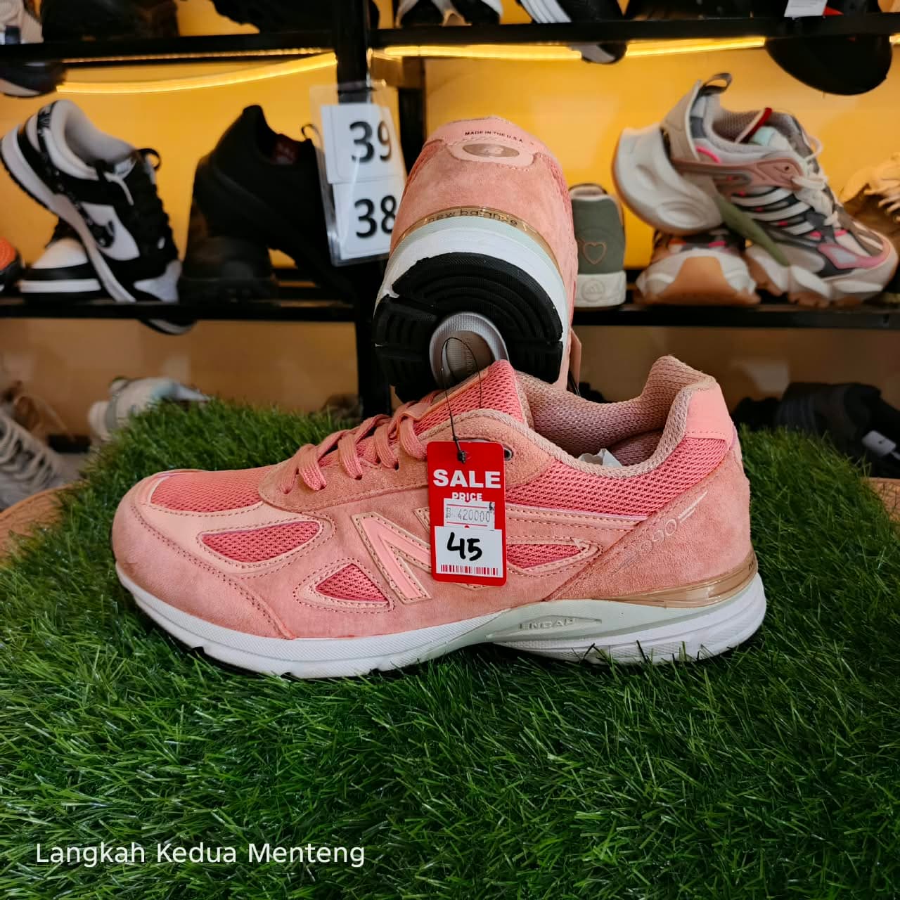 Nb 990