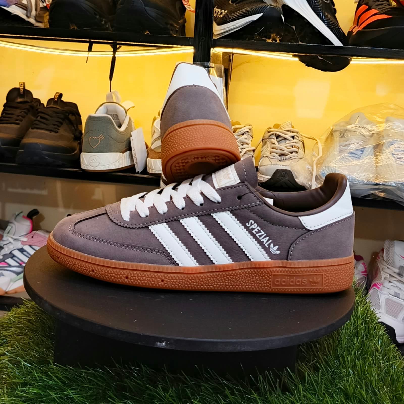 Adidas Spezial