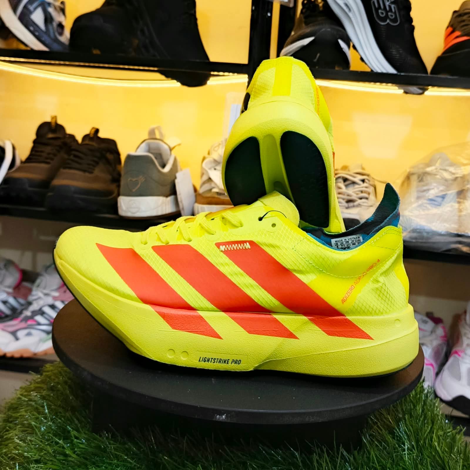 Adidas Adizero Adios 4